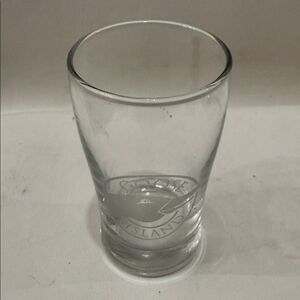Goose Island Brewing Chicago 6 Oz Clear Glass Bar Accessory 4 In Tall 2 In Round